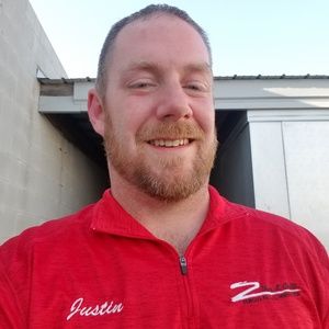 Meet your Posher, Justin